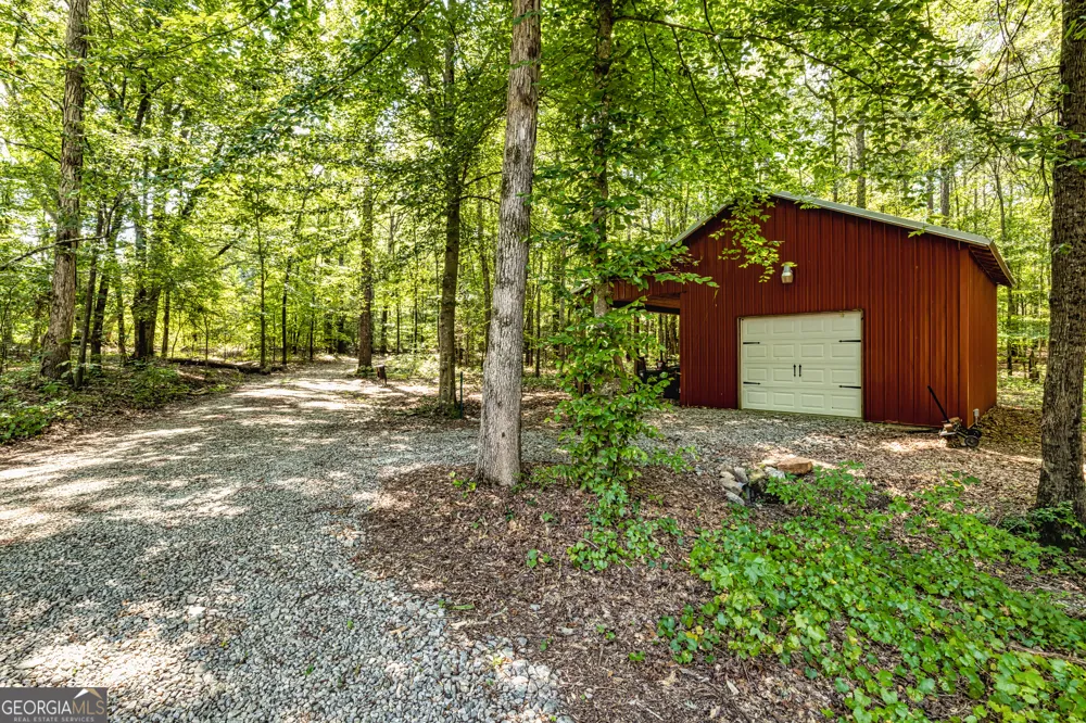 210 Mockingbird LN Brooks, GA 30205