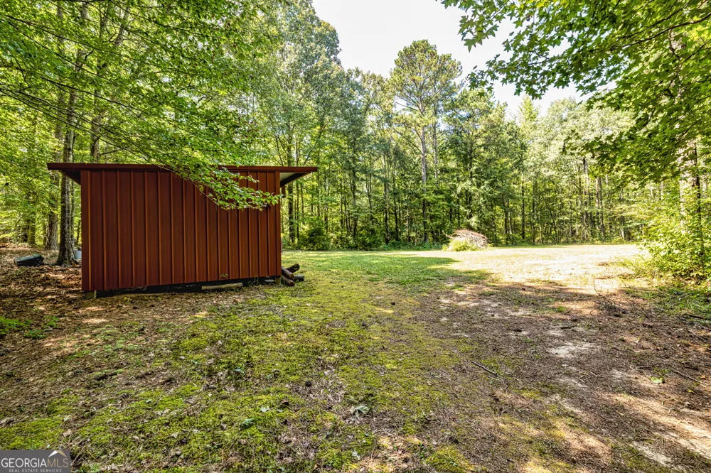 210 Mockingbird LN Brooks, GA 30205