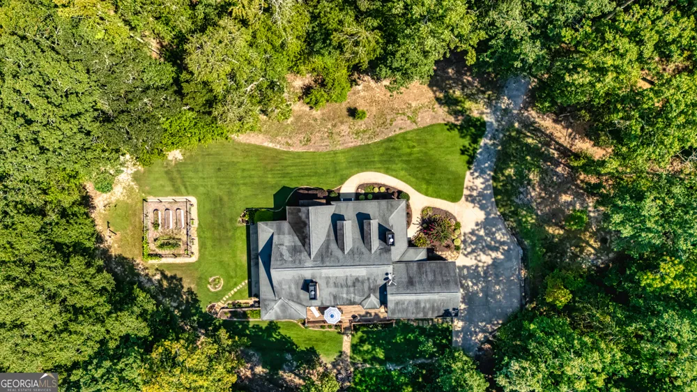 210 Mockingbird LN Brooks, GA 30205