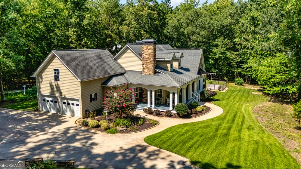 210 Mockingbird LN Brooks, GA 30205
