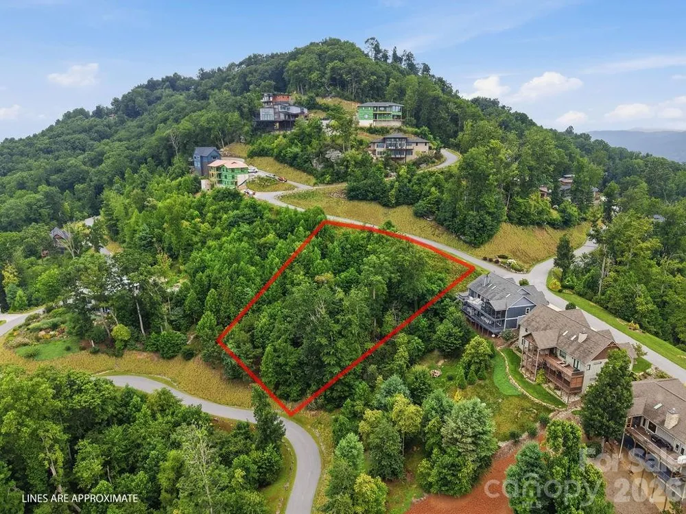 21 Marble Heights Trail Hendersonville, NC 28791