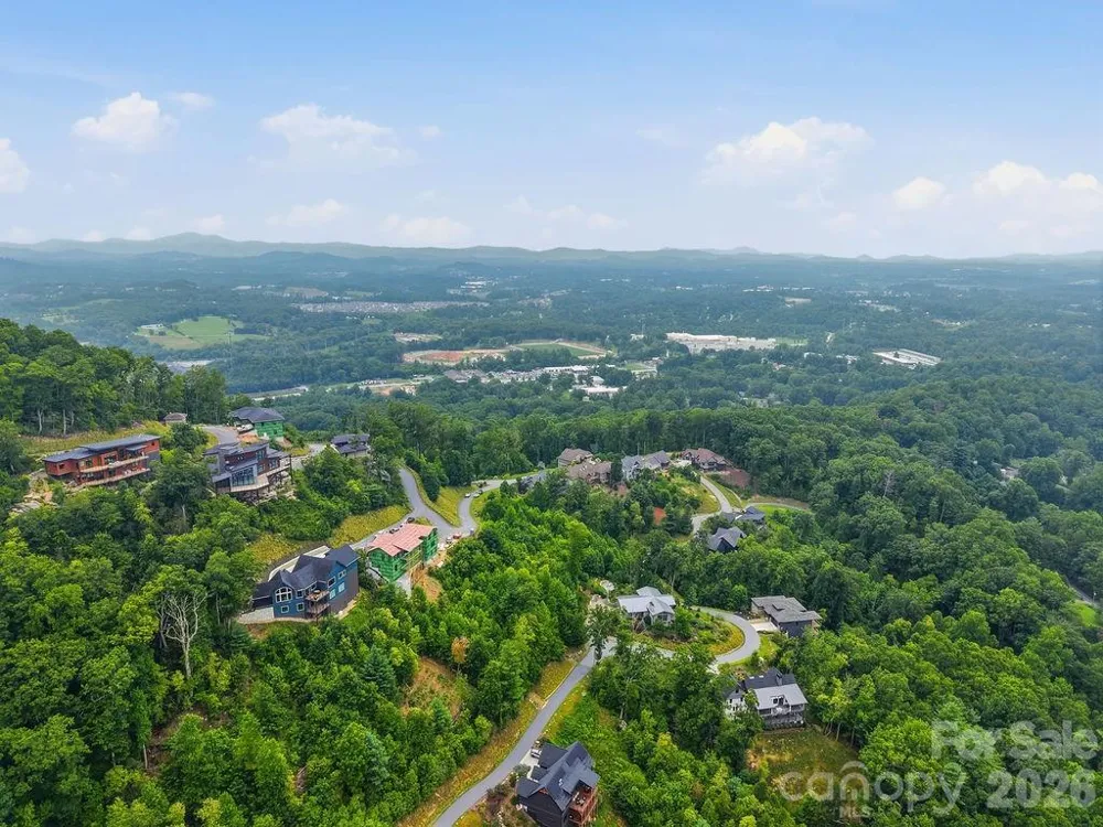 21 Marble Heights Trail Hendersonville, NC 28791