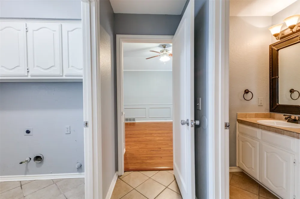 18612 Park Grove Lane Dallas, TX 75287