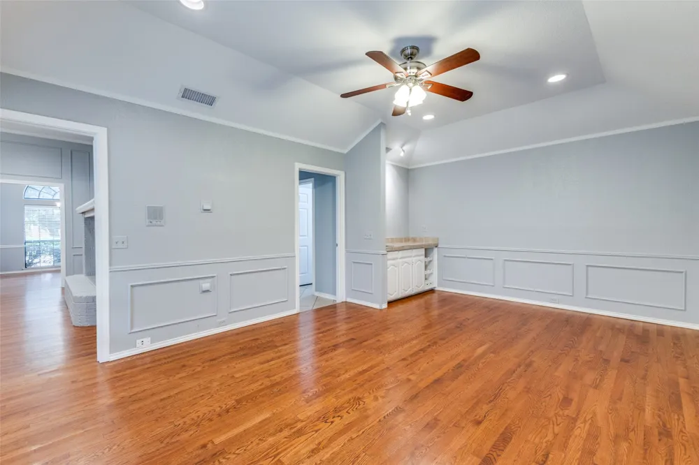 18612 Park Grove Lane Dallas, TX 75287
