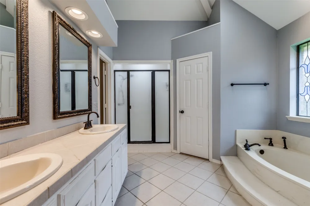 18612 Park Grove Lane Dallas, TX 75287