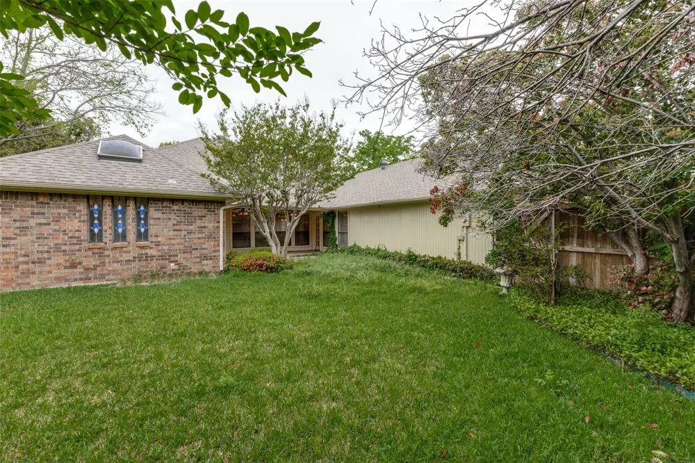 18612 Park Grove Lane Dallas, TX 75287