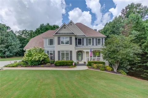 818 Oak Ridge Terrace