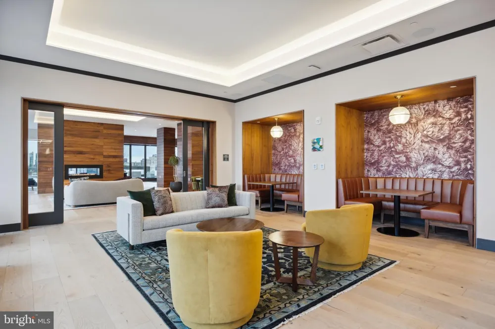 569 N 5TH STREET #610 Philadelphia, PA 19123