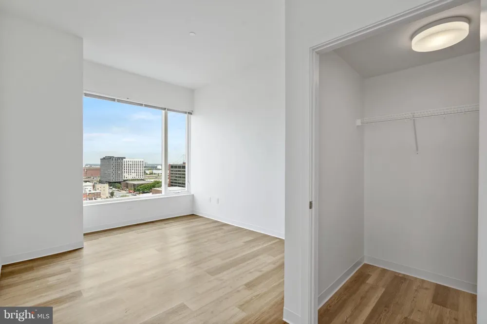 569 N 5TH STREET #610 Philadelphia, PA 19123