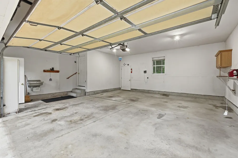 5075 Bonasa Drive NE Rockford, MI 49341