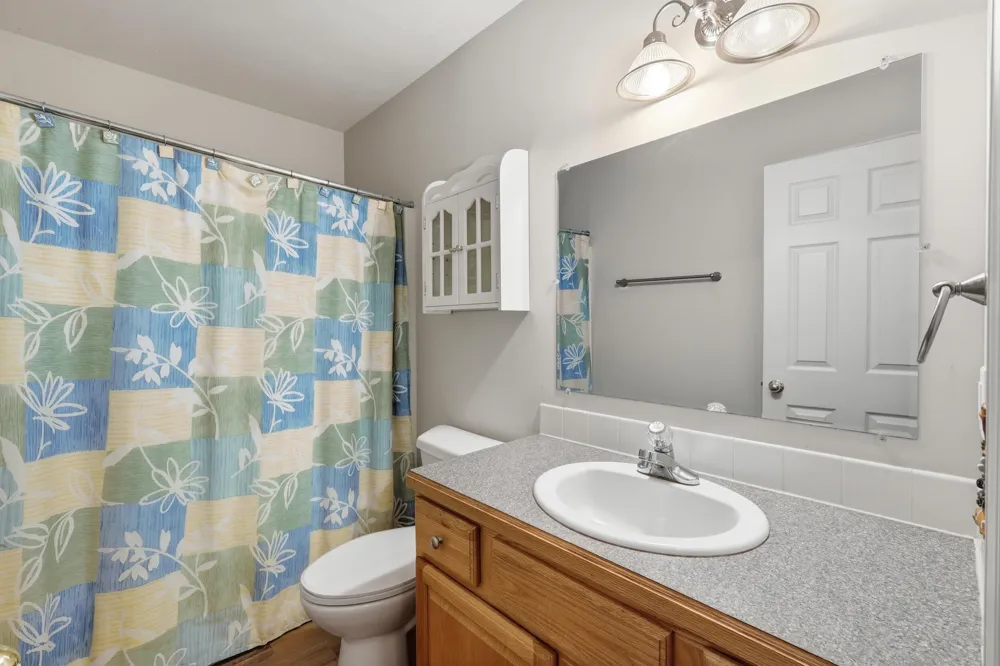 5075 Bonasa Drive NE Rockford, MI 49341