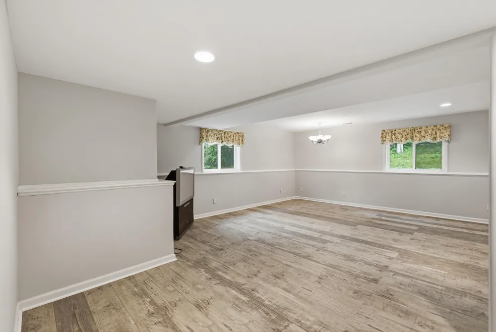 5075 Bonasa Drive NE Rockford, MI 49341