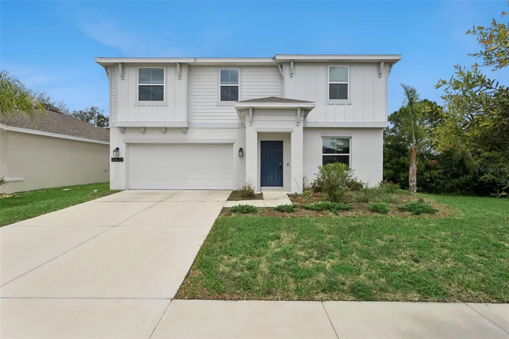 33622 SKY BLOSSOM CIRCLE Leesburg, FL 34788