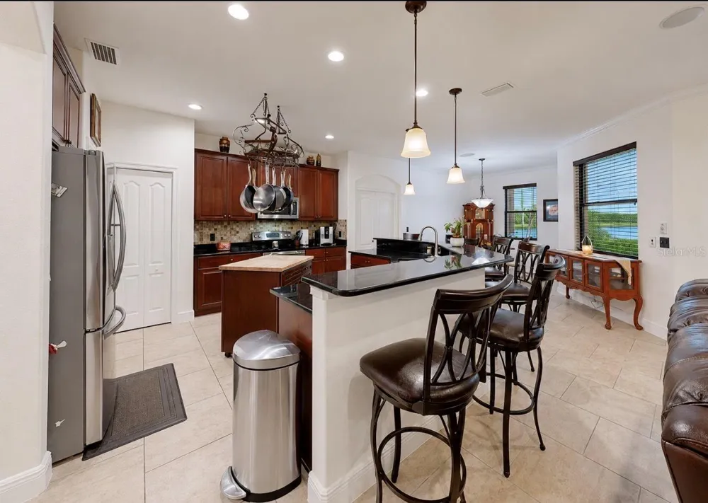 5335 SANDY SHELL DRIVE Apollo Beach, FL 33572