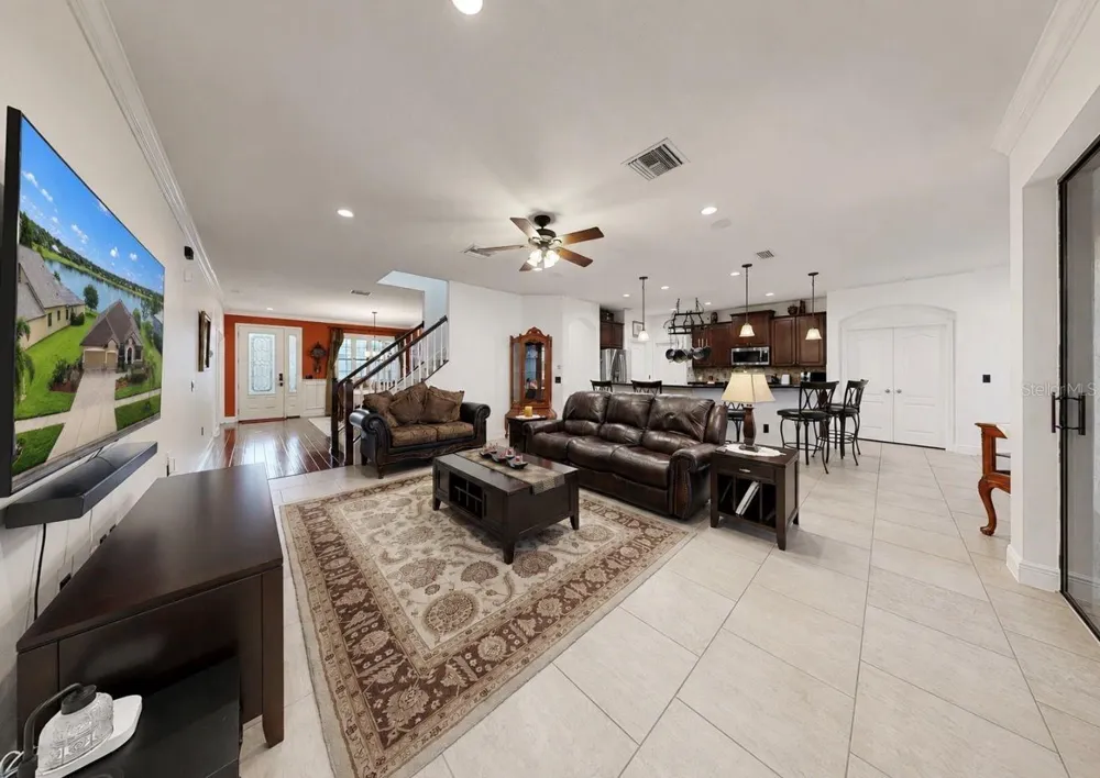 5335 SANDY SHELL DRIVE Apollo Beach, FL 33572
