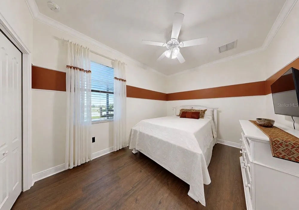 5335 SANDY SHELL DRIVE Apollo Beach, FL 33572
