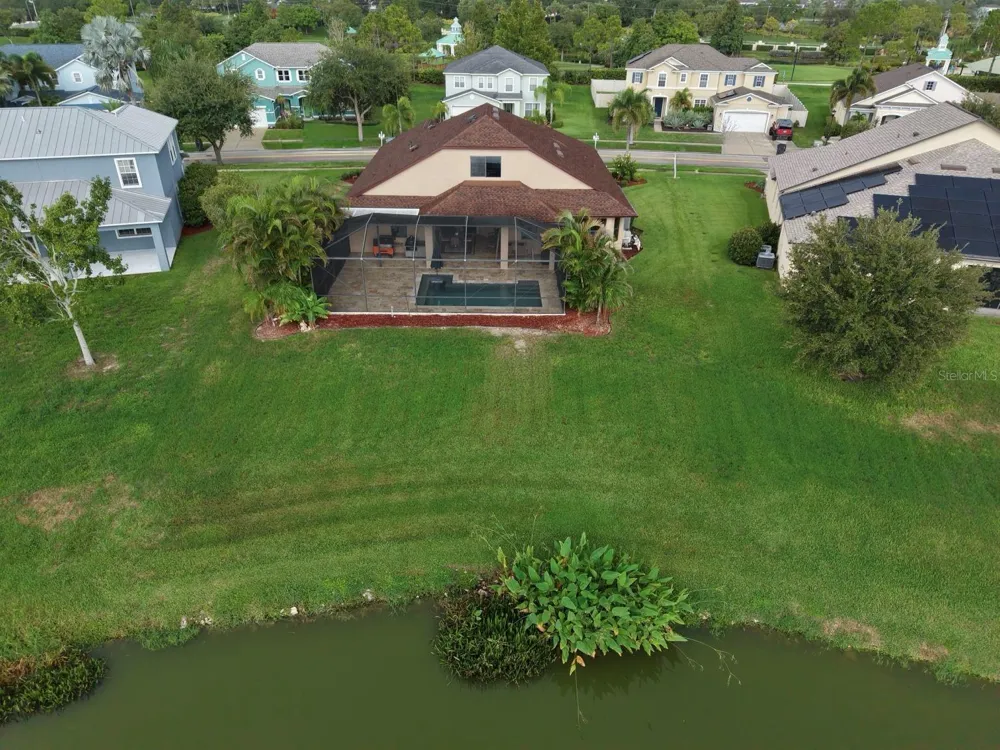5335 SANDY SHELL DRIVE Apollo Beach, FL 33572