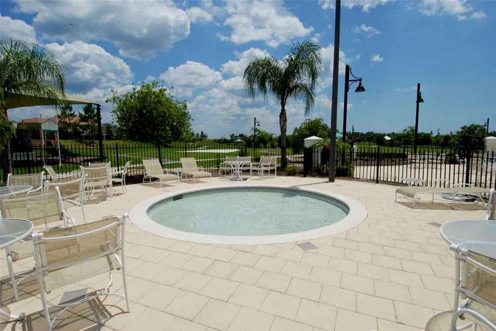5335 SANDY SHELL DRIVE Apollo Beach, FL 33572