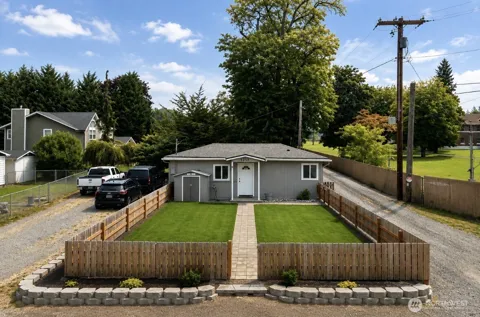 1217 Orting Kapowsin Highway E