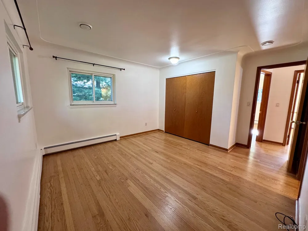 17 Avonwood Boulevard Rochester Hills City, MI 48309