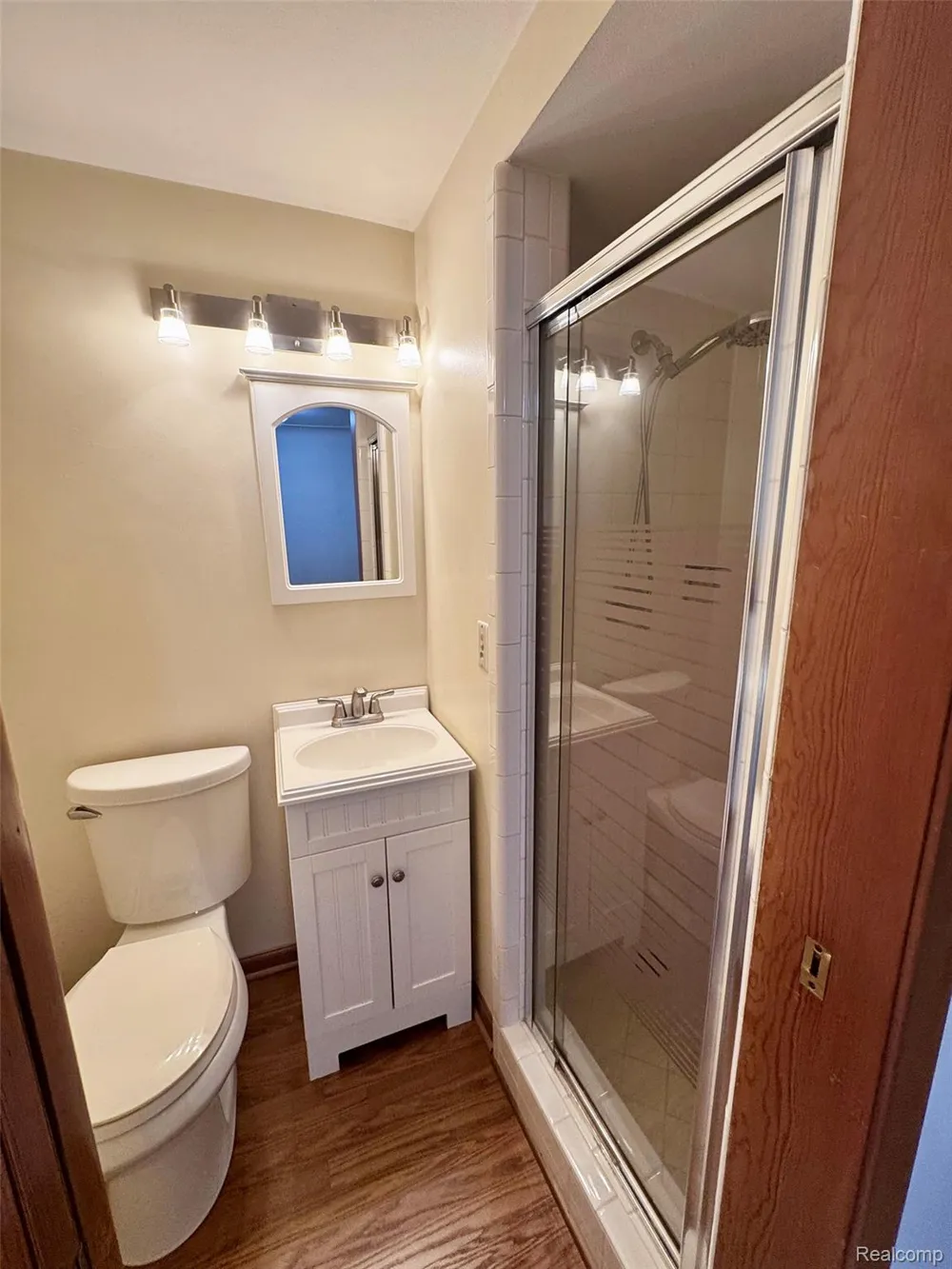 17 Avonwood Boulevard Rochester Hills City, MI 48309