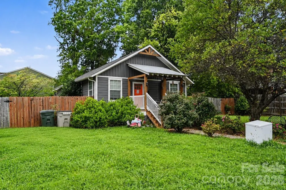 1104 Poston Circle Gastonia, NC 28054