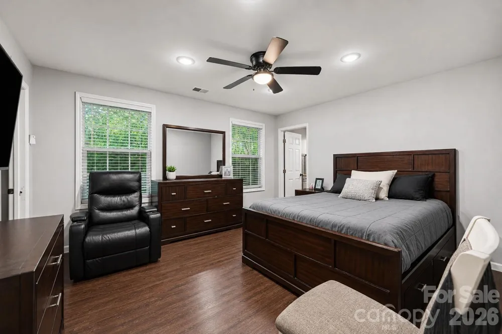 1104 Poston Circle Gastonia, NC 28054