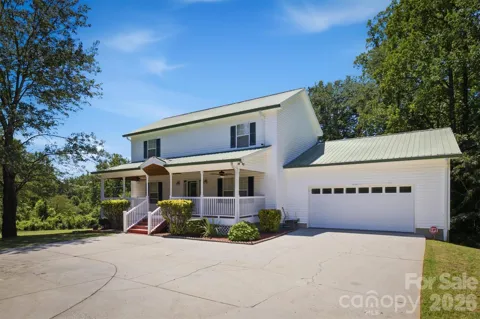 805 Bannon Place SW