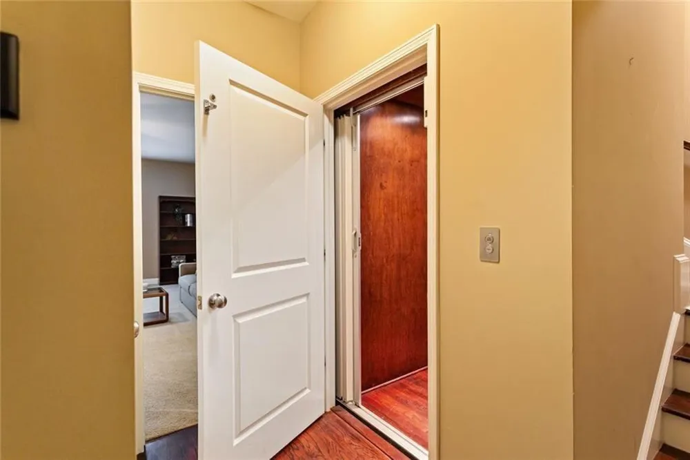 4087 Thorndale Lane Smyrna, GA 30080