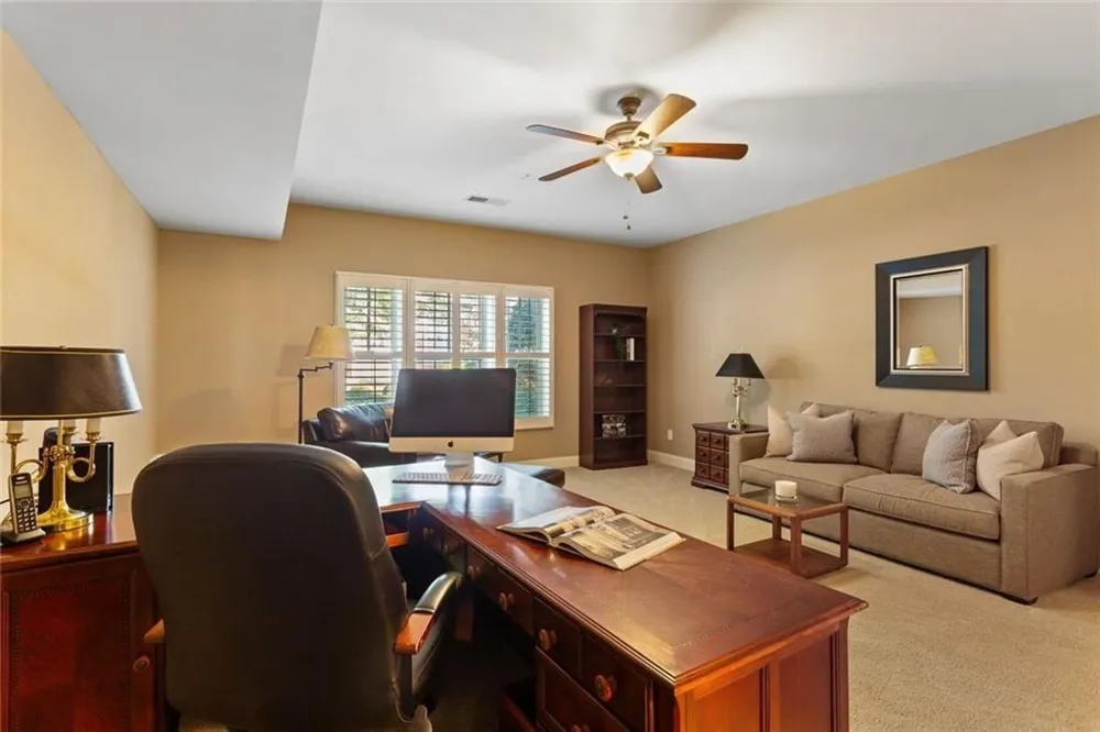 4087 Thorndale Lane Smyrna, GA 30080