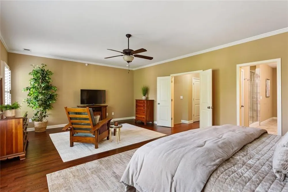 4087 Thorndale Lane Smyrna, GA 30080