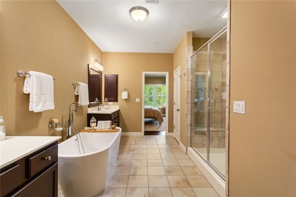4087 Thorndale Lane Smyrna, GA 30080