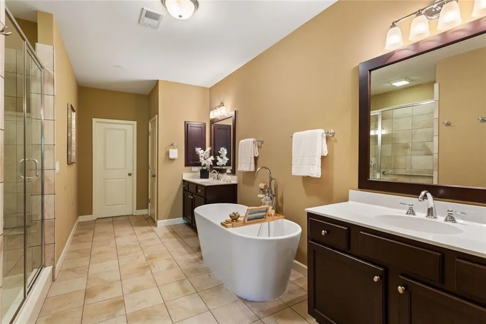 4087 Thorndale Lane Smyrna, GA 30080