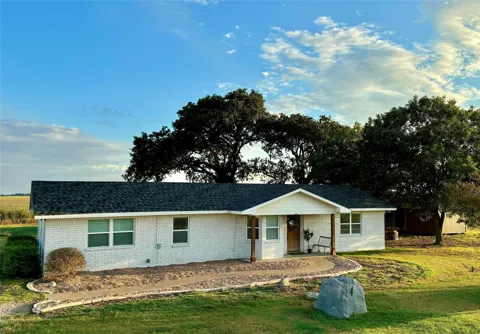 325 Grassy Way