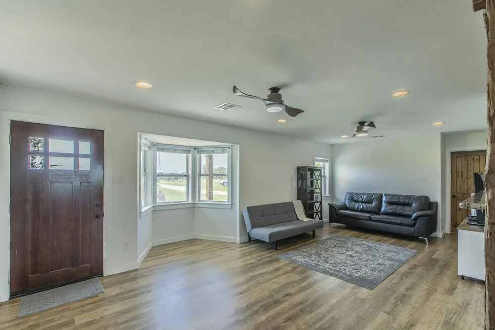 325 Grassy Way Elm Mott, TX 76640