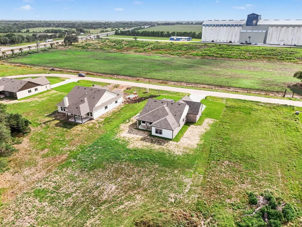 12 Cattle Drive Bay City, TX 77414
