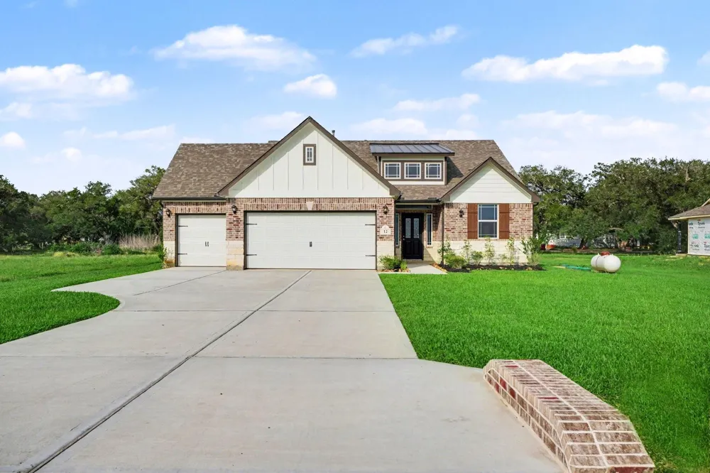 12 Cattle Drive Bay City, TX 77414