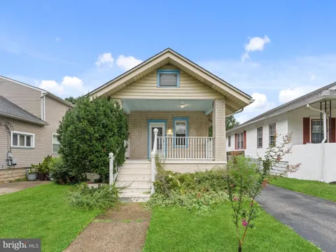 304 WOODLAWN TERRACE