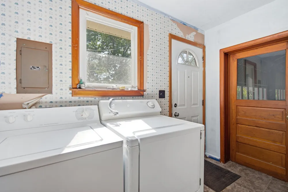 9835 Dexter-Pinckney Road Pinckney, MI 48169