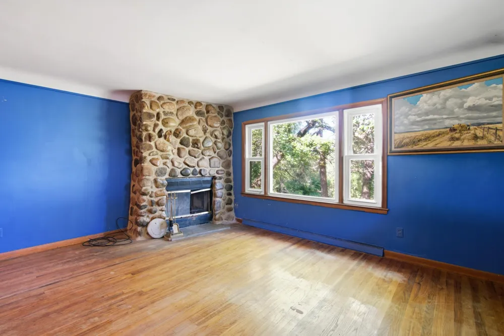 9835 Dexter-Pinckney Road Pinckney, MI 48169