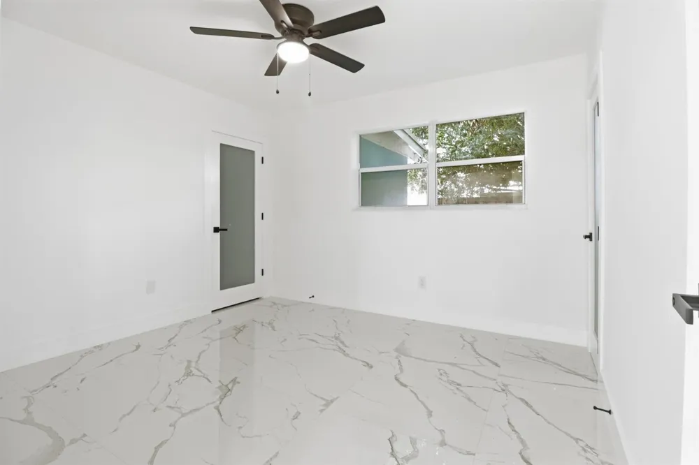 328 PONTE VEDRA ROAD Palm Springs, FL 33461