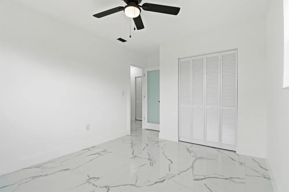 328 PONTE VEDRA ROAD Palm Springs, FL 33461
