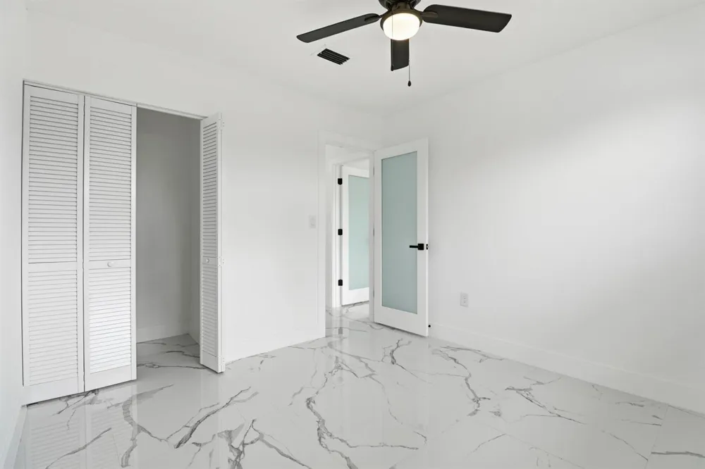 328 PONTE VEDRA ROAD Palm Springs, FL 33461