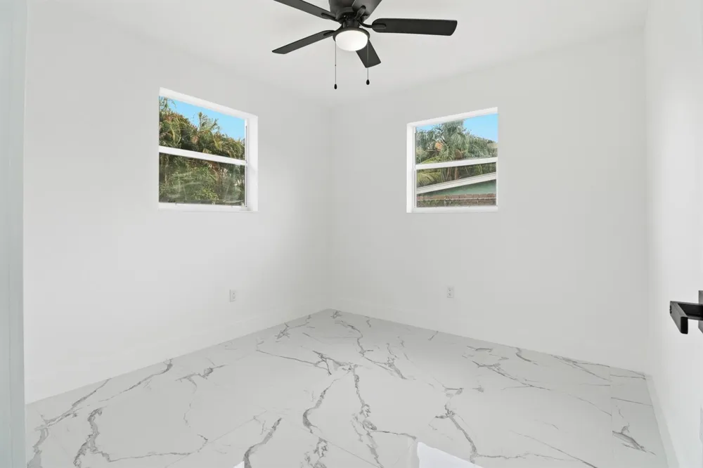 328 PONTE VEDRA ROAD Palm Springs, FL 33461