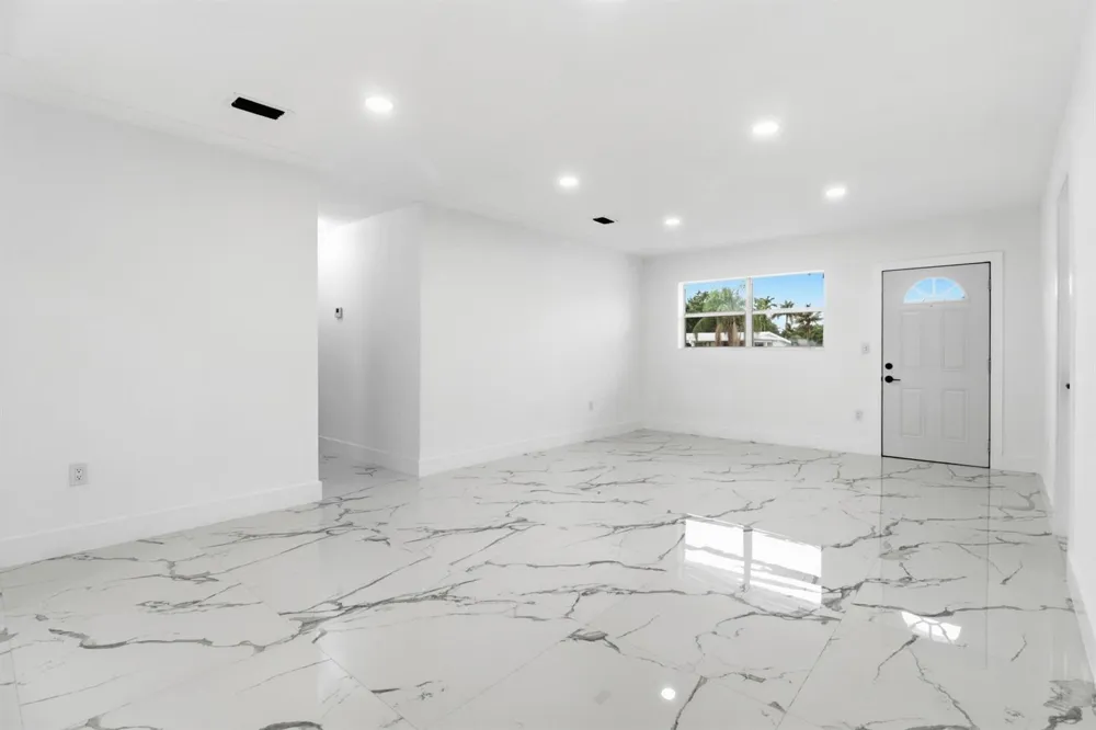 328 PONTE VEDRA ROAD Palm Springs, FL 33461