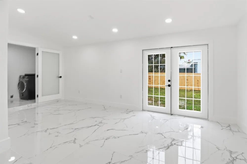 328 PONTE VEDRA ROAD Palm Springs, FL 33461