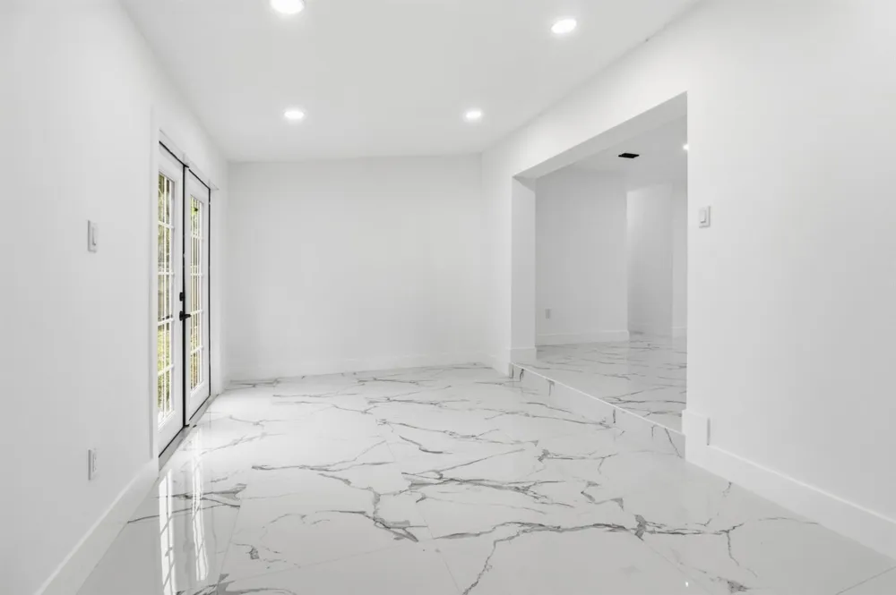 328 PONTE VEDRA ROAD Palm Springs, FL 33461