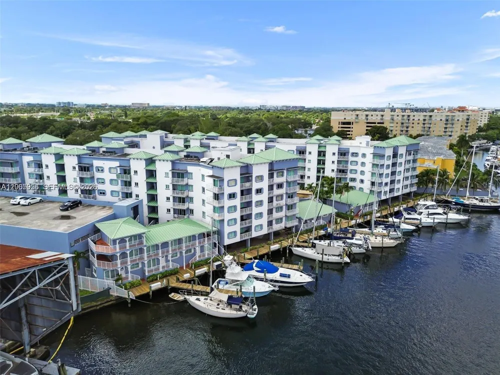 2415 NW 16th St Rd #315 Miami, FL 33125