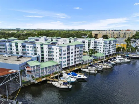 2415 NW 16th St Rd #315
