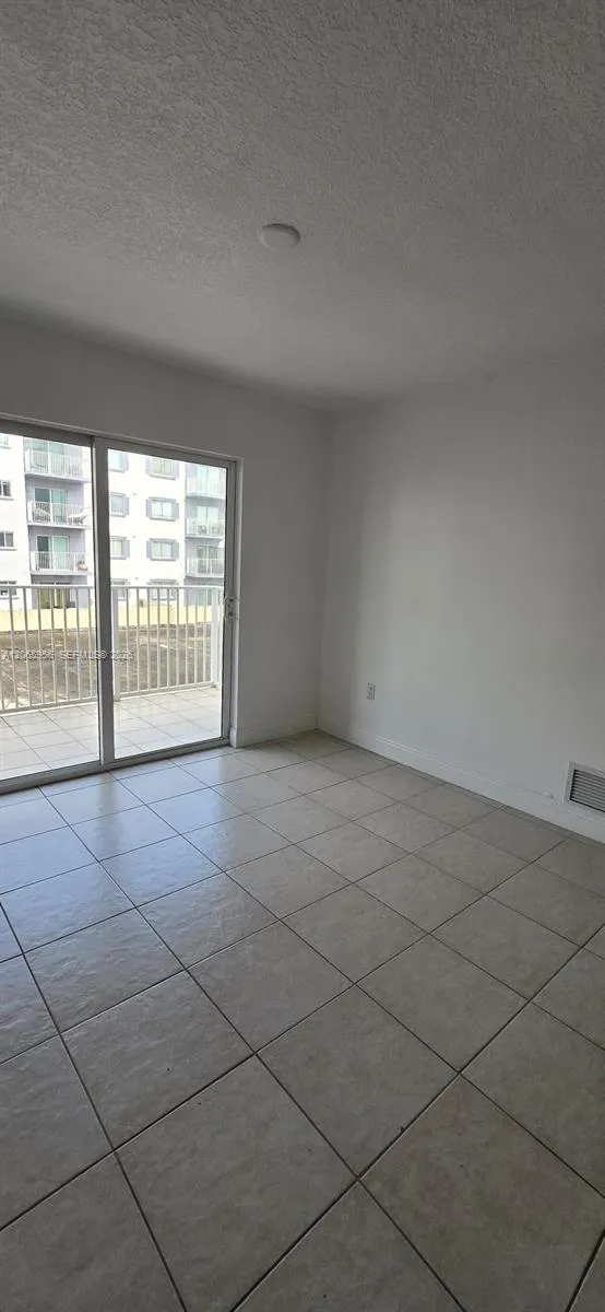2415 NW 16th St Rd #315 Miami, FL 33125